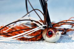 White & Brown Poisontail Jig