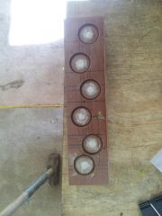 round tail flap mold