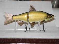 PVC carved golden shiner