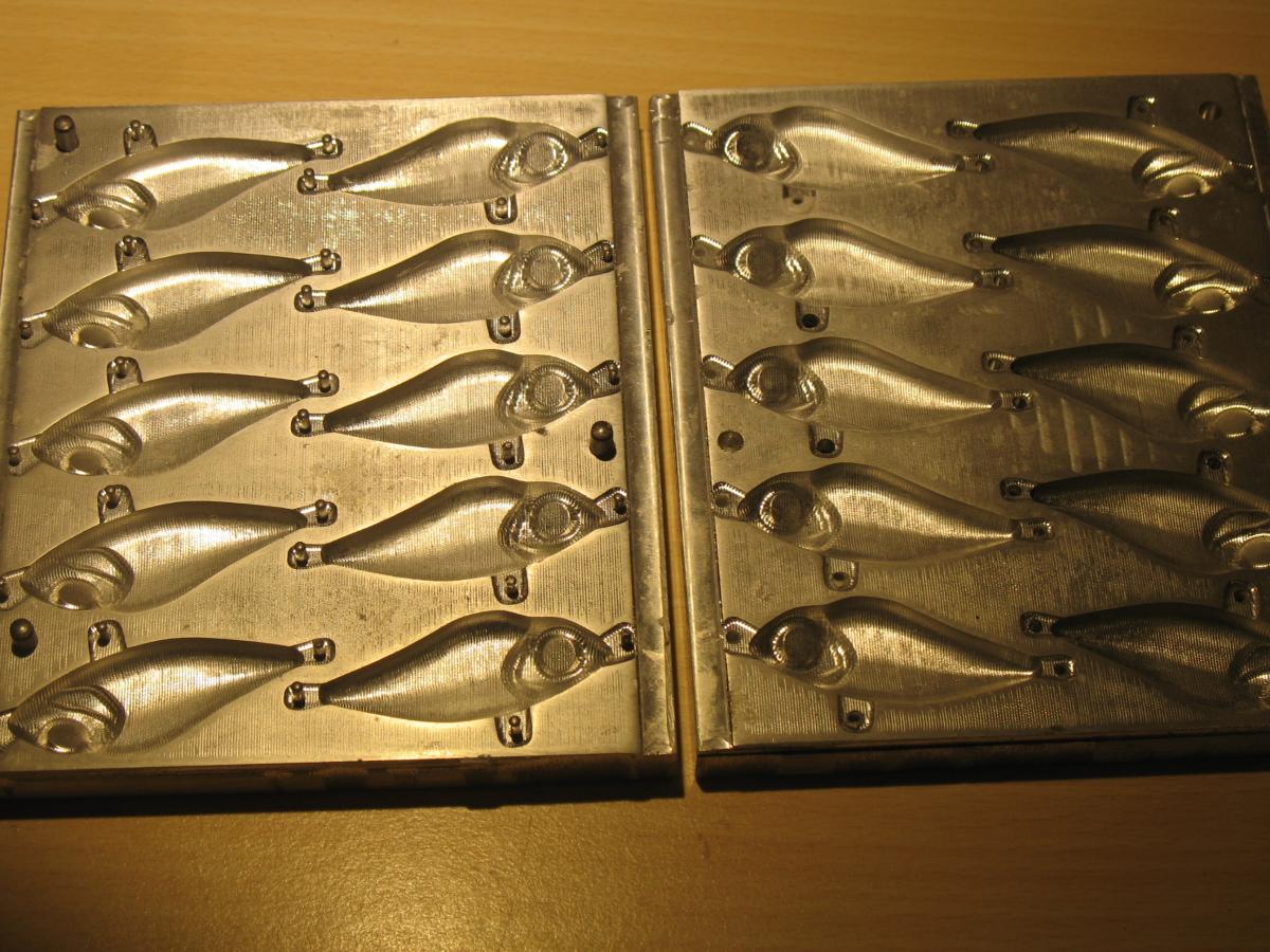 CNC vs CAST ALUMINUM fishing LURE molds. Which is BETTER? 