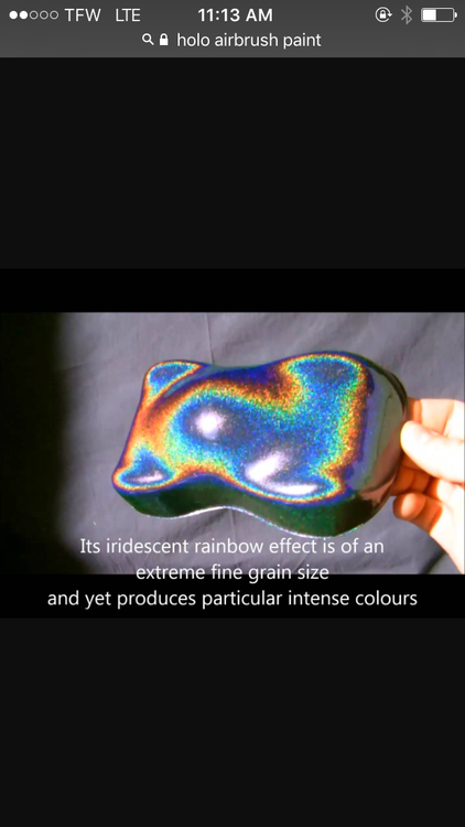 Prismatic holographic paint 