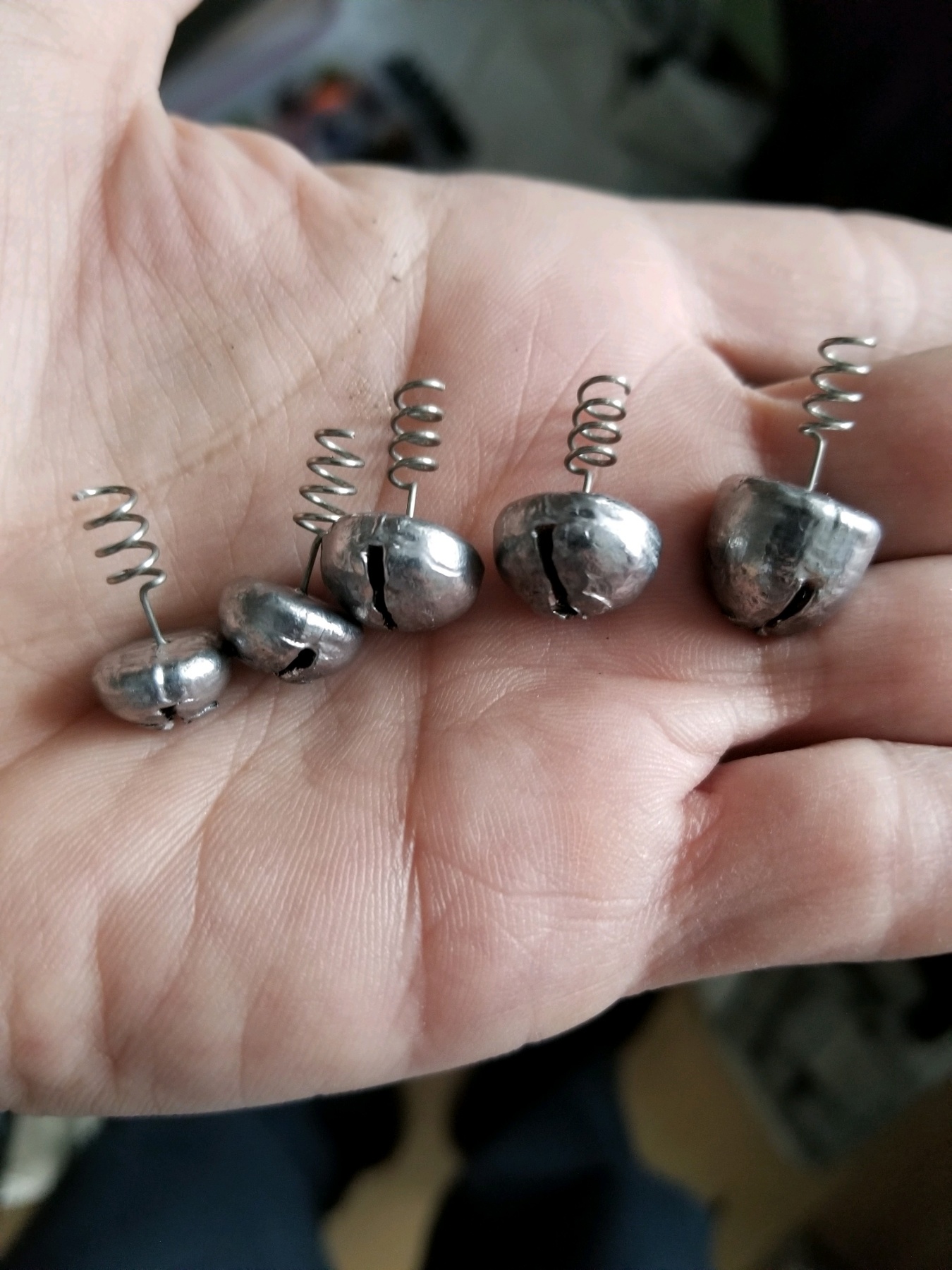 Screw in belly weight mold - Wire Baits 